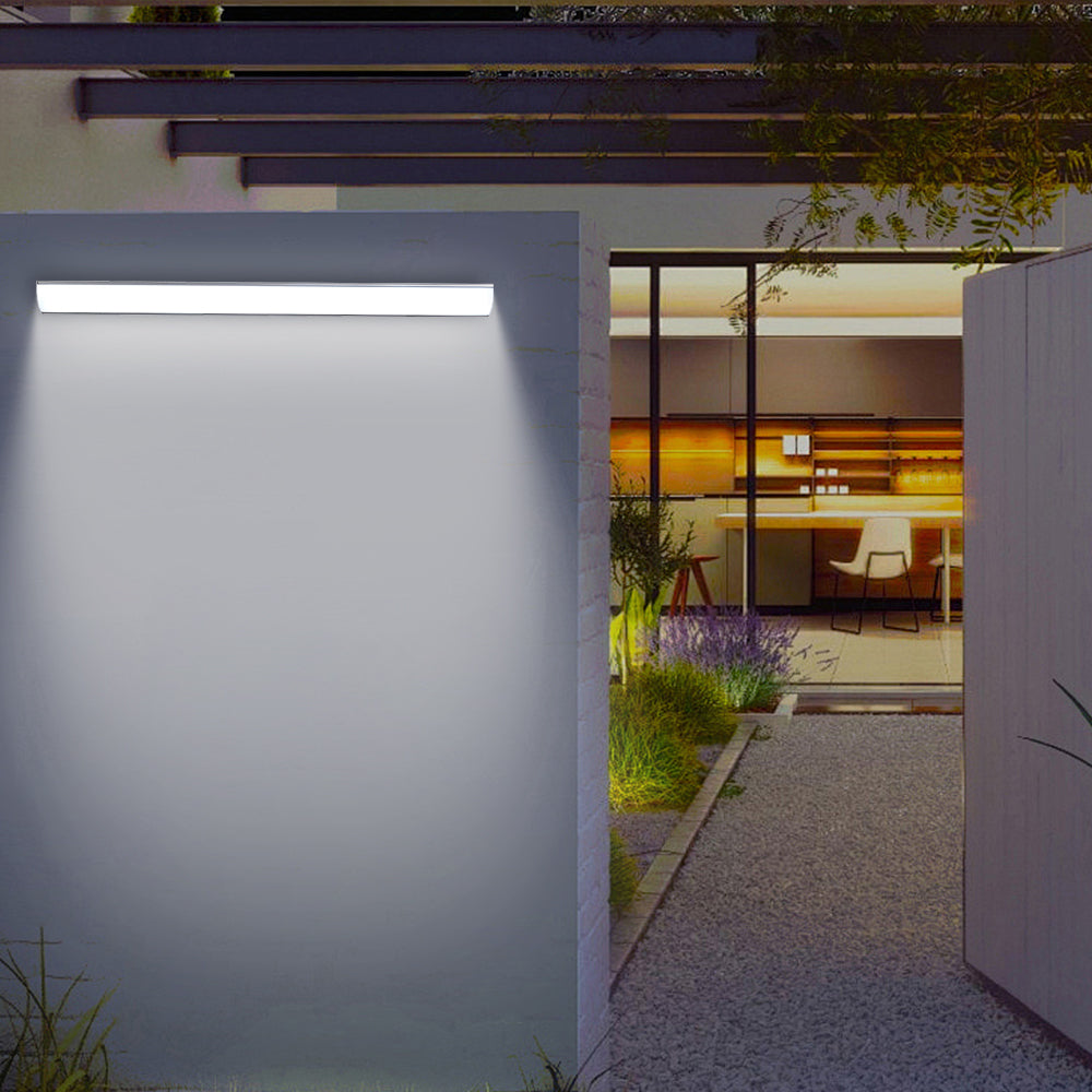 Stylish Outdoor LED Wall Lamp – Slim Design, IP65