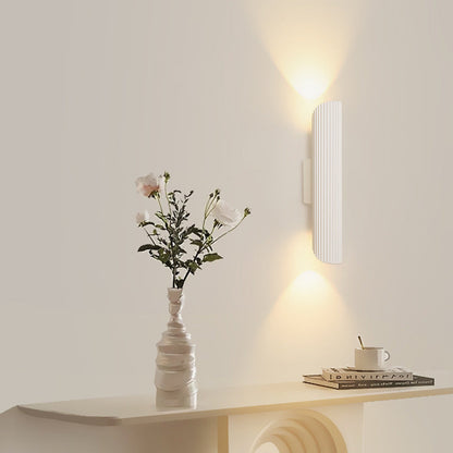 Skandynawska Lampa Ścienna – Biały/Czarny – LED 6W 600lm