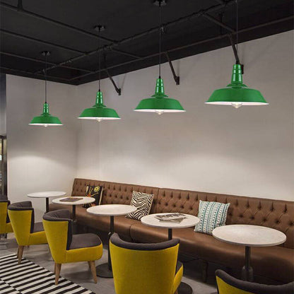 Industrialna elegancka zielona lampa wisząca w różnych rozmiarach