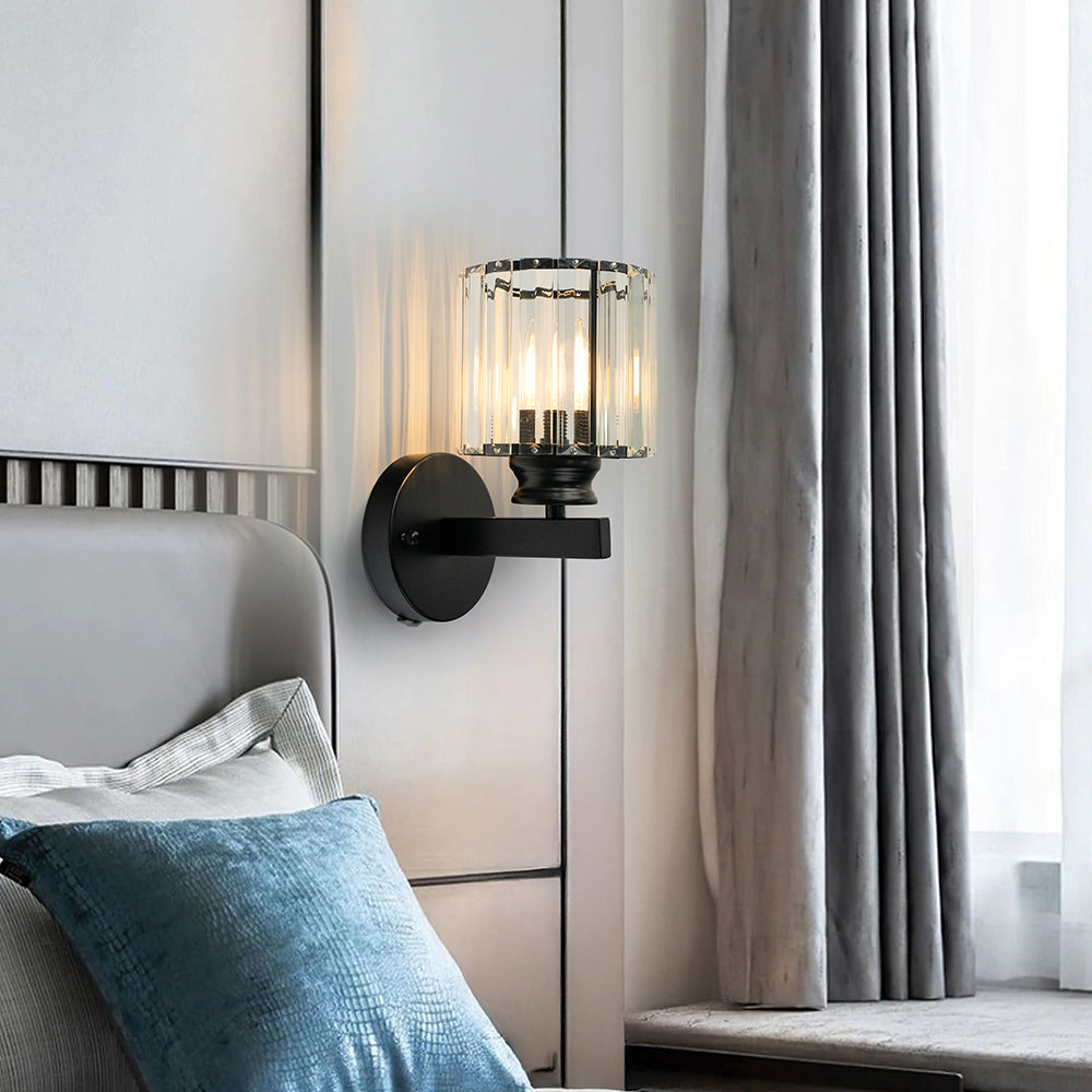 Luca – Lampa Ścienna ze Szklanym Kloszem i Matową Czarną Podstawą