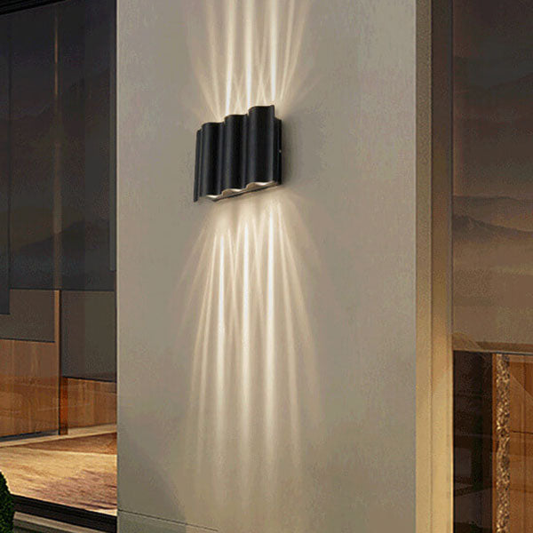 Nowoczesna minimalistyczna aluminiowo-akrylowa lampa ścienna – LED – (2/4/6 źródeł światła)