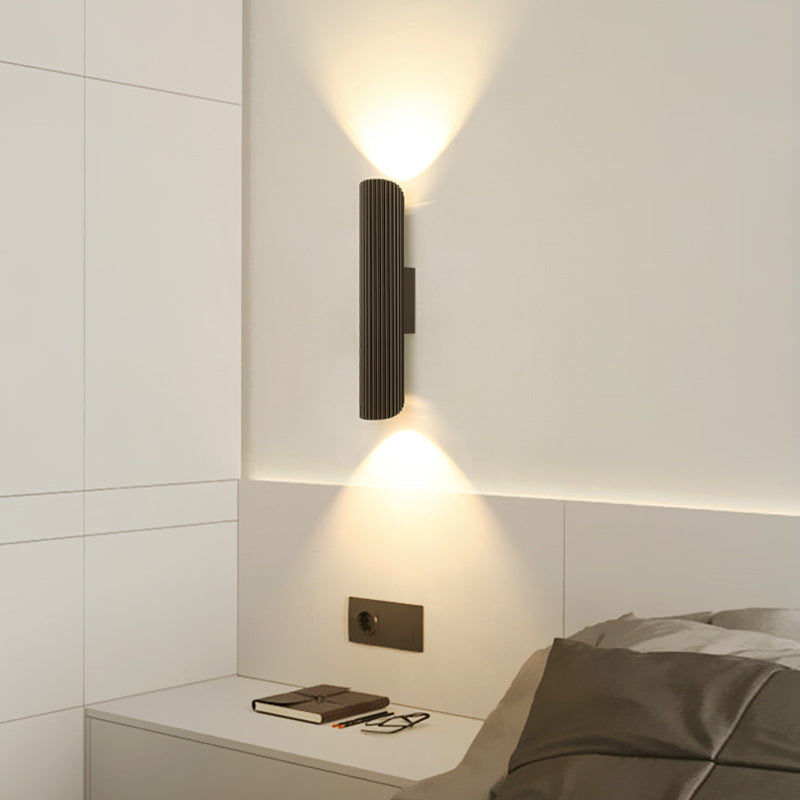 Skandynawska Lampa Ścienna – Biały/Czarny – LED 6W 600lm