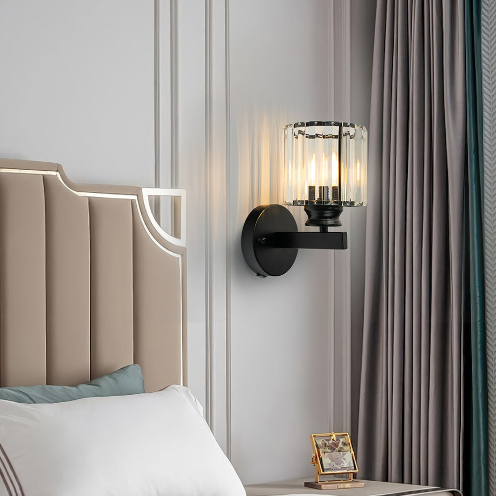 Luca – Lampa Ścienna ze Szklanym Kloszem i Matową Czarną Podstawą