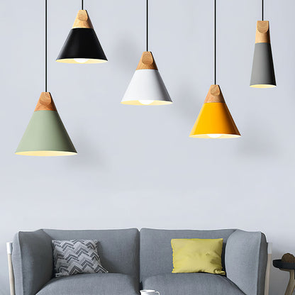 Ovia – Skandynawska Lampa Wisząca z Drewna i Aluminium, minimalistyczny design