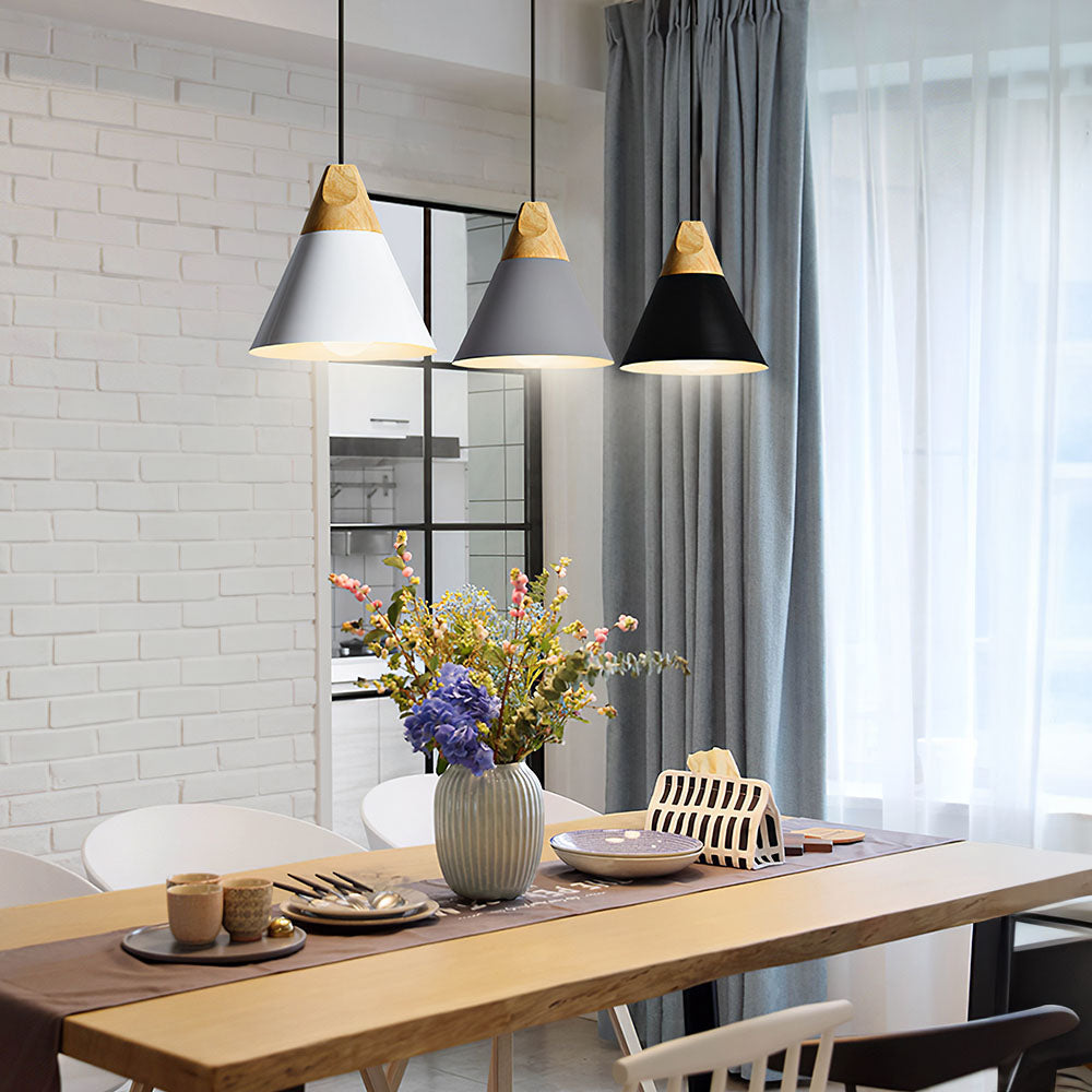 Ovia – Skandynawska Lampa Wisząca z Drewna i Aluminium, minimalistyczny design