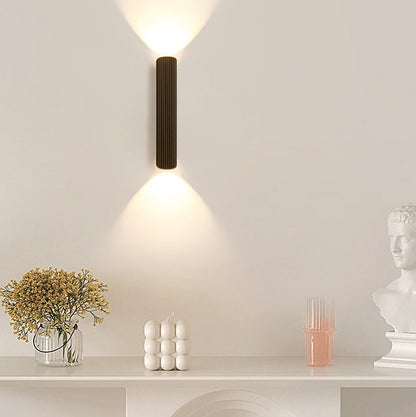 Skandynawska Lampa Ścienna – Biały/Czarny – LED 6W 600lm