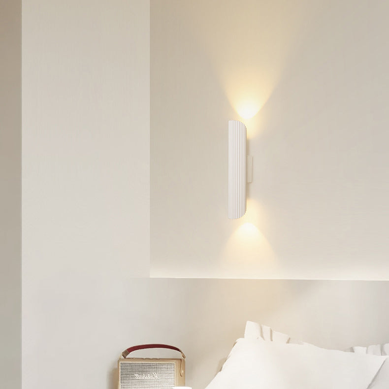 Skandynawska Lampa Ścienna – Biały/Czarny – LED 6W 600lm