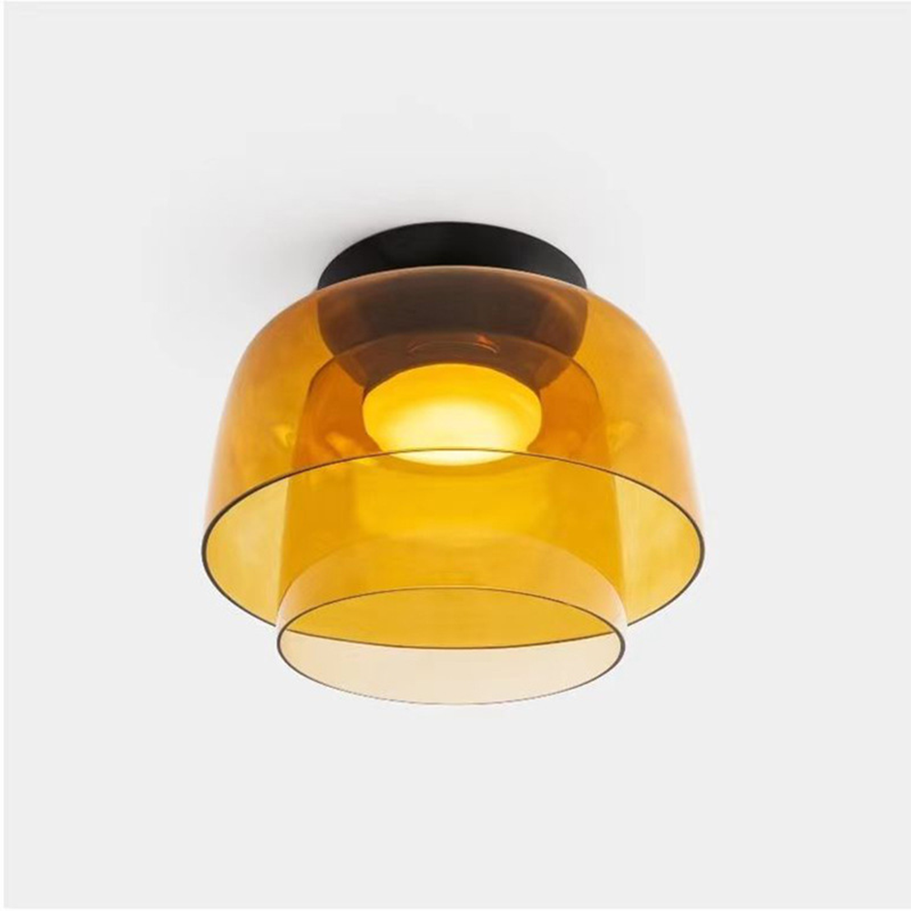 Nowoczesna, designerska lampa sufitowa ze szkła – stylowy akcent do każdego wnętrza