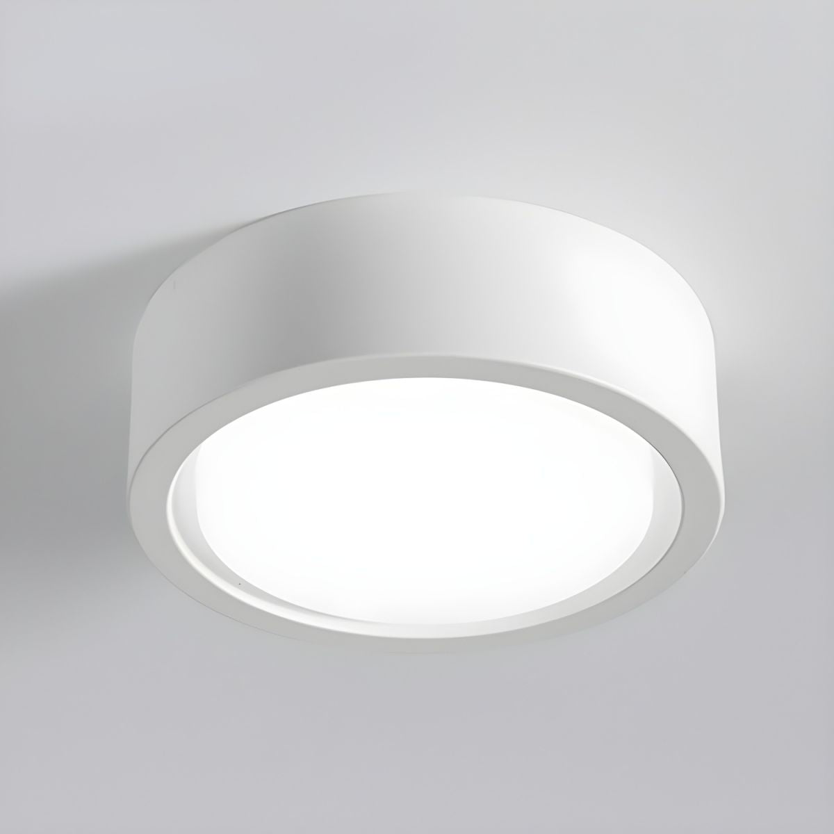 Lazzo – Elegancka Lampa Sufitowa LED o minimalistycznym designie, dostępna w różnych średnicach