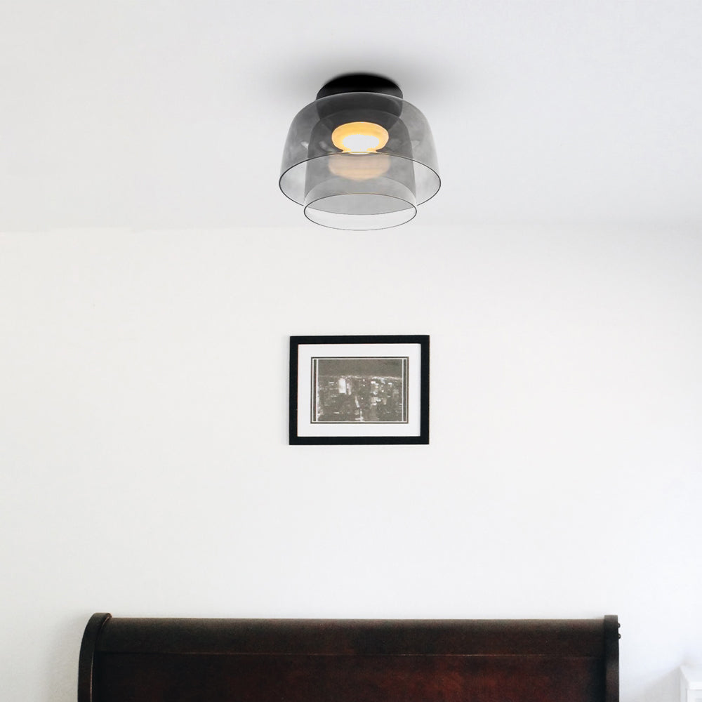 Nowoczesna, designerska lampa sufitowa ze szkła – stylowy akcent do każdego wnętrza