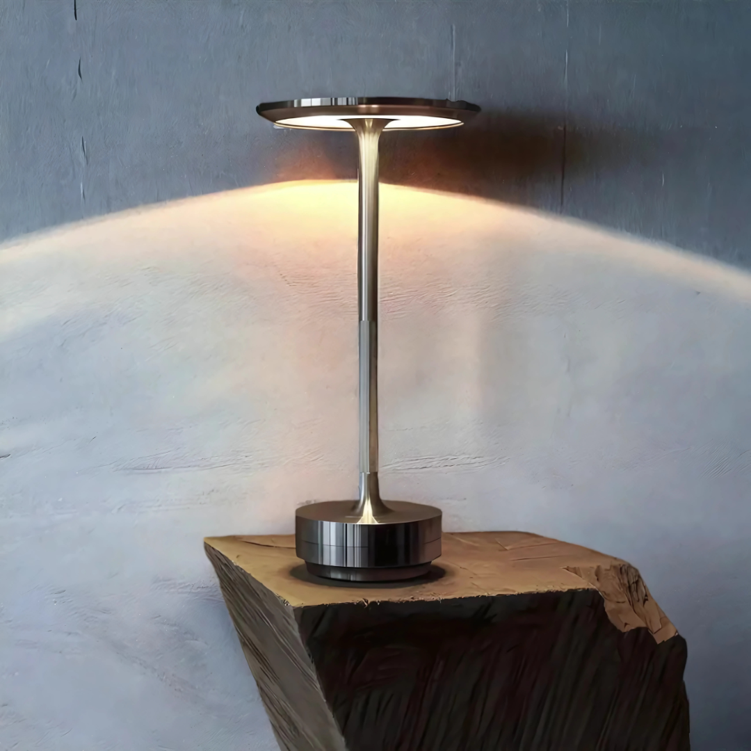 Elegancka bezprzewodowa lampa stołowa z dotykowym sterowaniem i trzema trybami światła
