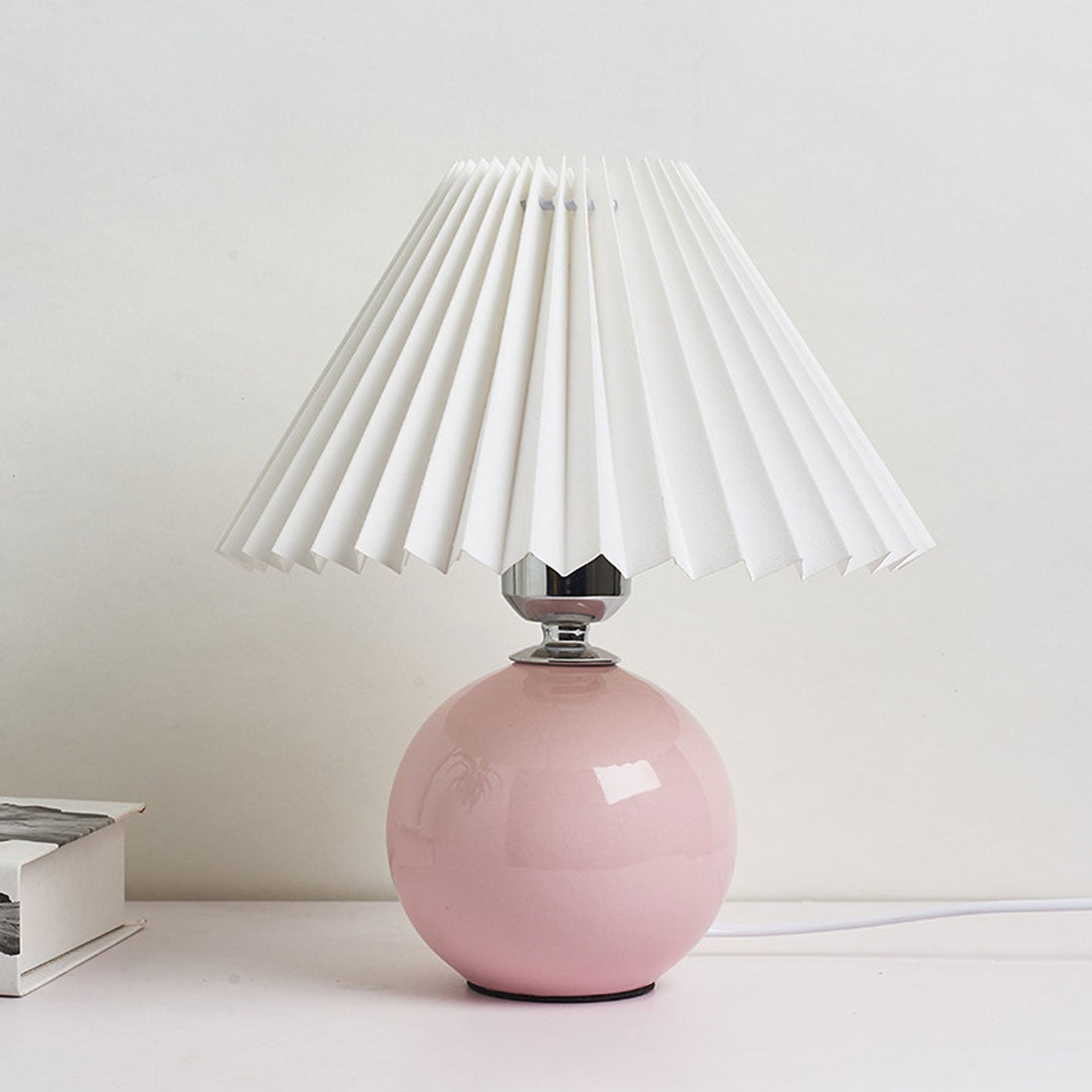 Nowoczesna ceramiczna lampa stołowa z tkaninowym abażurem – dostępna w wielu kolorach