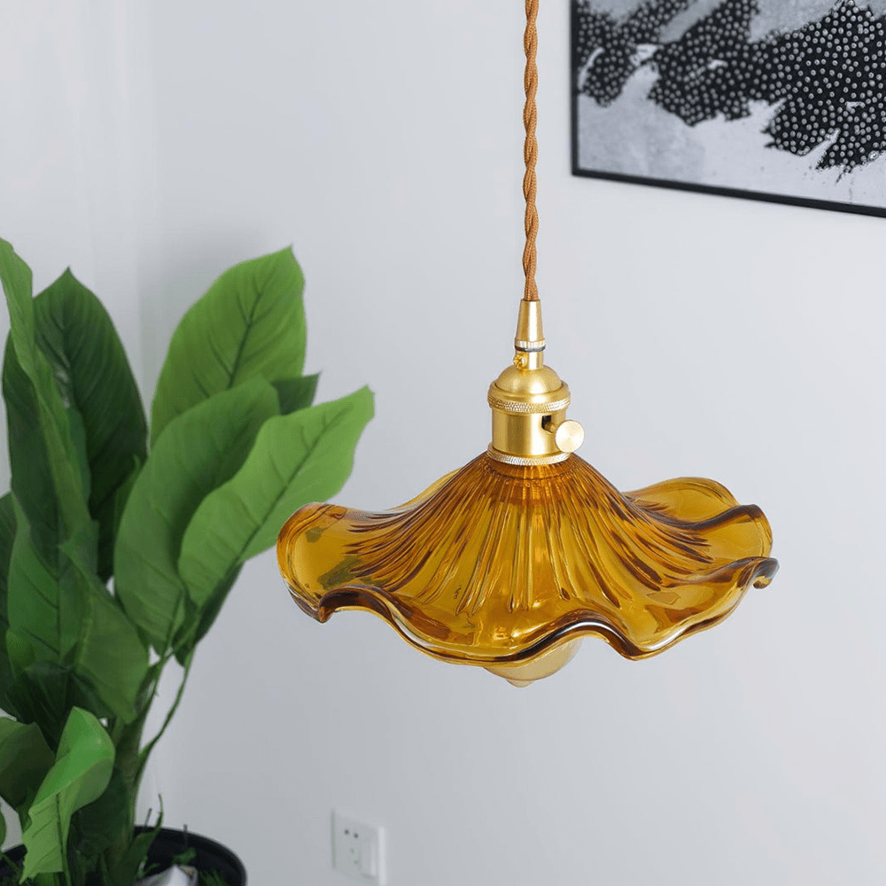 Elegancka Szklana Lampa Wisząca w Kształcie Kwiatu Hibiskusa ze Stylowym Designem