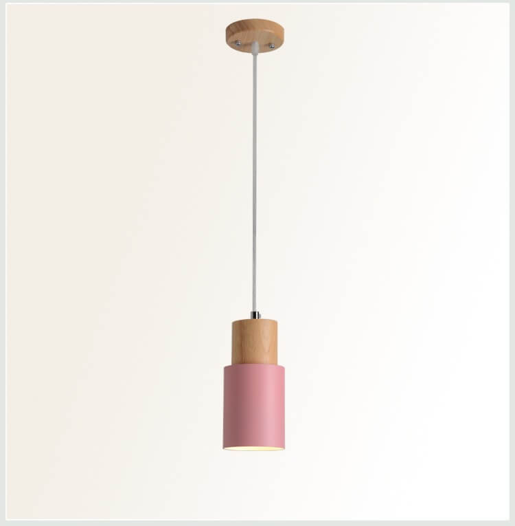 Nowoczesna lampa wisząca z metalu i drewna w kolorowym designie