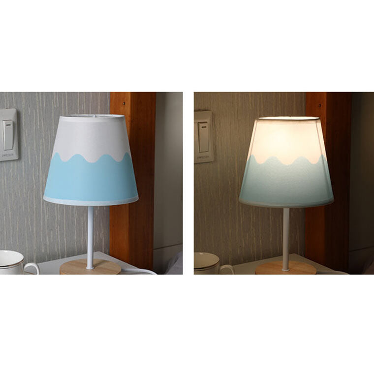 Scandinavian Modern Wooden Table Lamp with Built-in LED - USB Plug