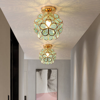 Flora – Efektowna lampa sufitowa w kształcie kwiatu z eleganckim wzorem