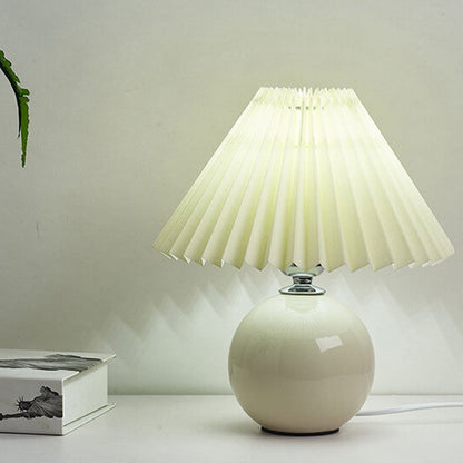 Nowoczesna ceramiczna lampa stołowa z tkaninowym abażurem – dostępna w wielu kolorach