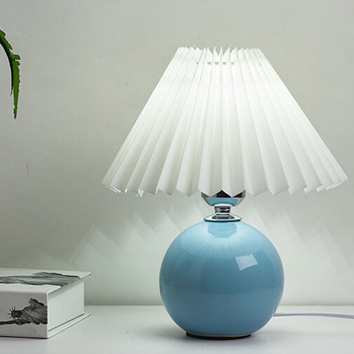 Nowoczesna ceramiczna lampa stołowa z tkaninowym abażurem – dostępna w wielu kolorach