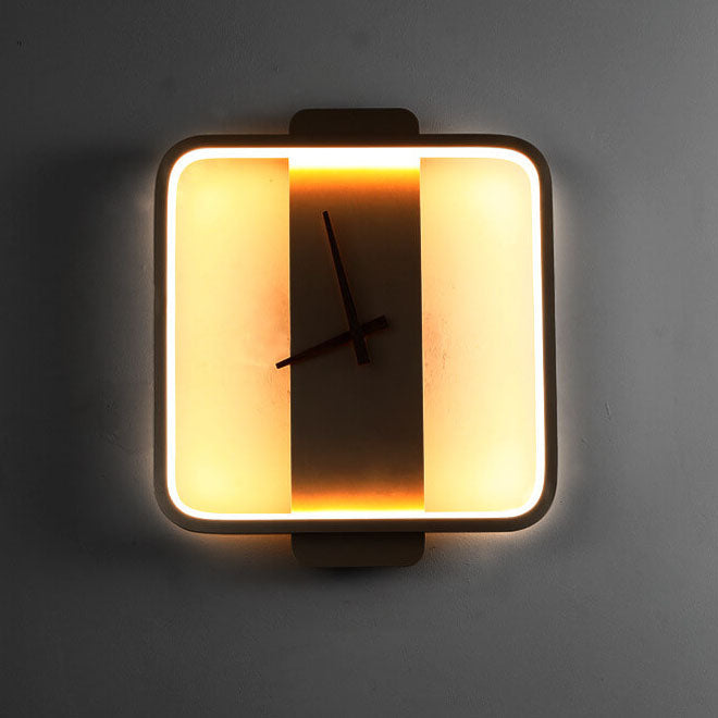 Nowoczesna Lampa Ścienna z Motywem Zegara – Akryl i Metal – Złoty/Czarny – LED 18W