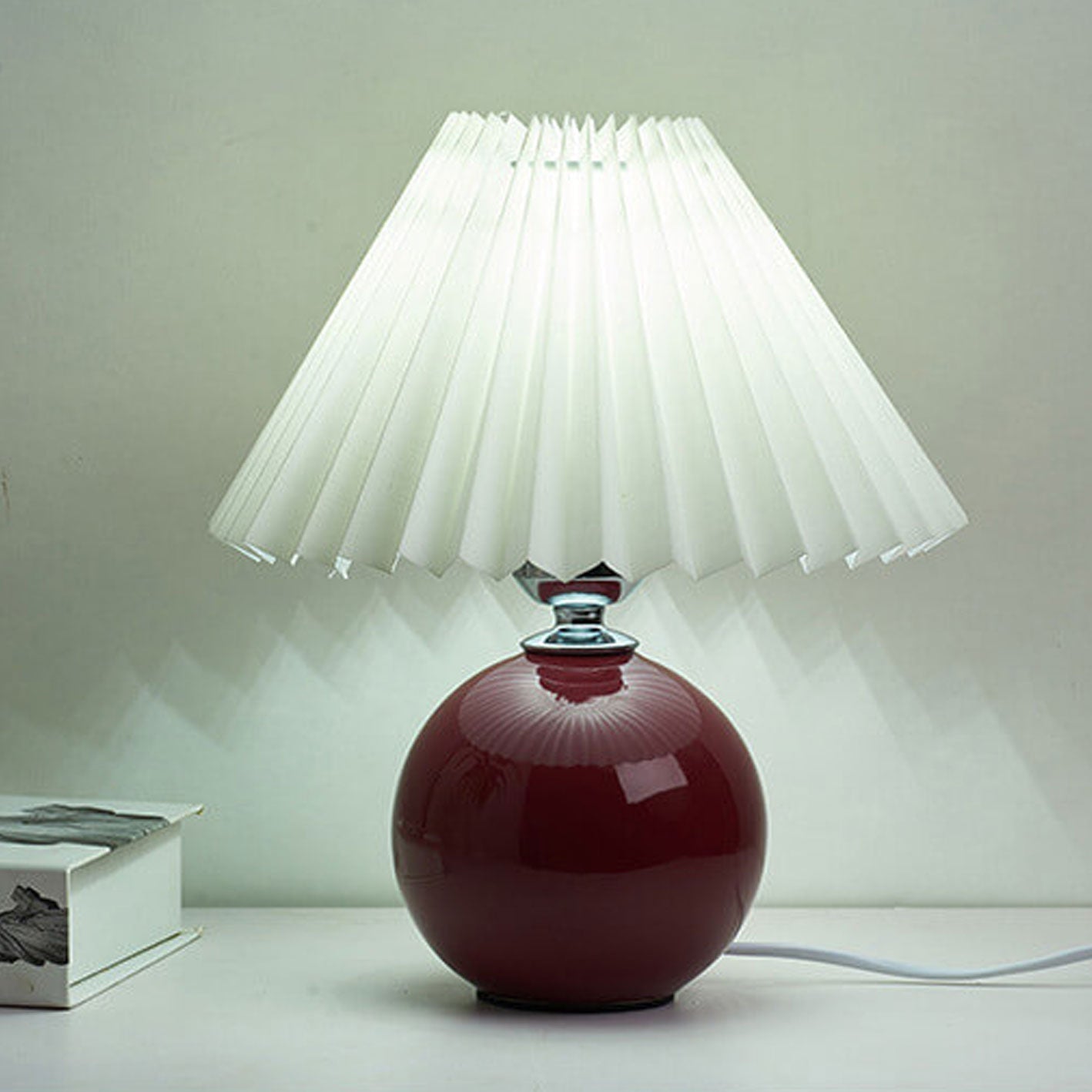 Nowoczesna ceramiczna lampa stołowa z tkaninowym abażurem – dostępna w wielu kolorach