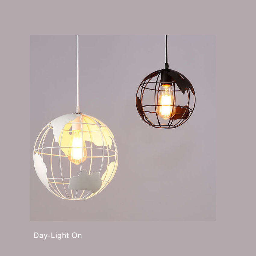 Industrialna lampa wisząca World – czarna lub biała – oprawka E26