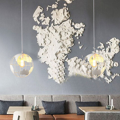 Industrialna lampa wisząca World – czarna lub biała – oprawka E26