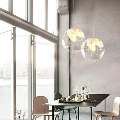 Industrialna lampa wisząca World – czarna lub biała – oprawka E26