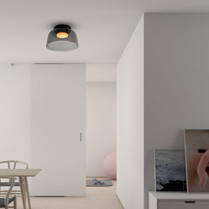 Nowoczesna, designerska lampa sufitowa ze szkła – stylowy akcent do każdego wnętrza
