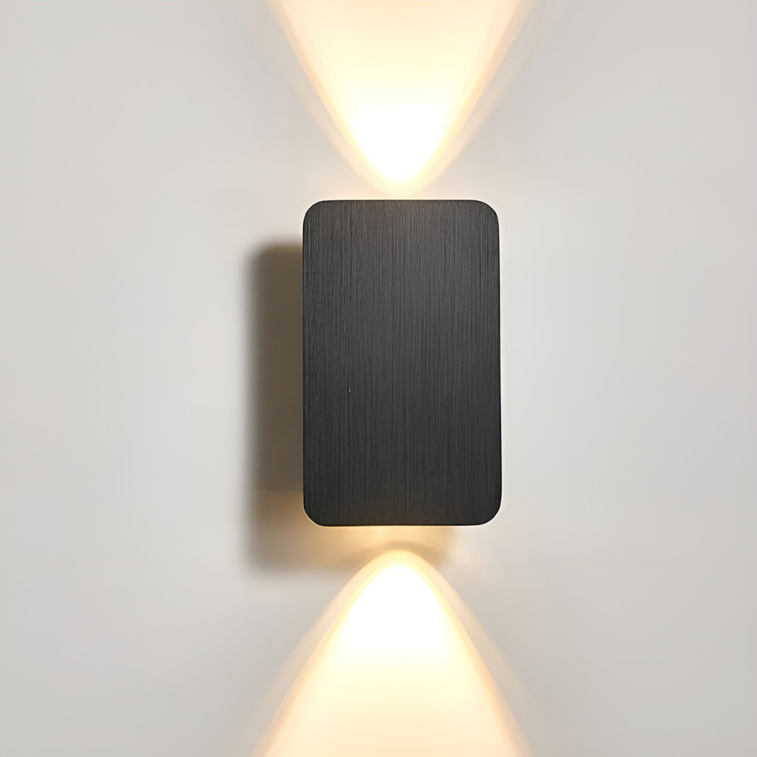 Minimalistyczna lampa ścienna LED do nowoczesnej atmosfery