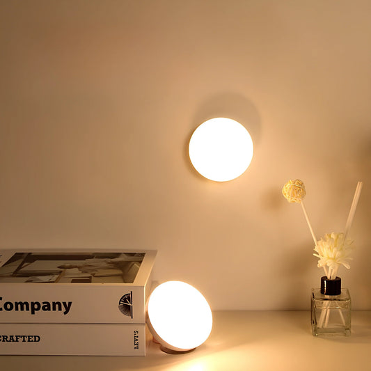 Minimalistyczna lampa ścienna Japandi z montażem na magnes