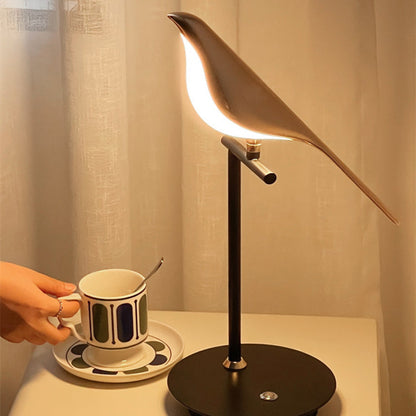 Chiraya – Bird-Shaped Sculptural Lamp with LED and Unique Design
