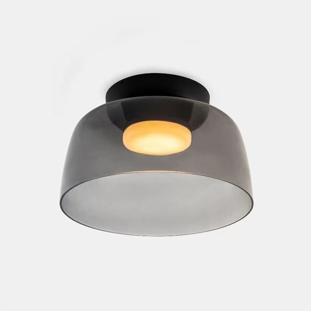 Nowoczesna, designerska lampa sufitowa ze szkła – stylowy akcent do każdego wnętrza
