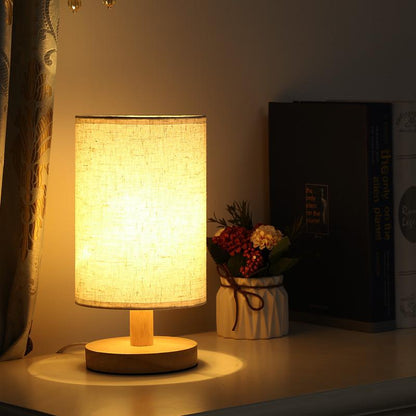 Stylowa lampa z naturalnego drewna i lnu z pilotem