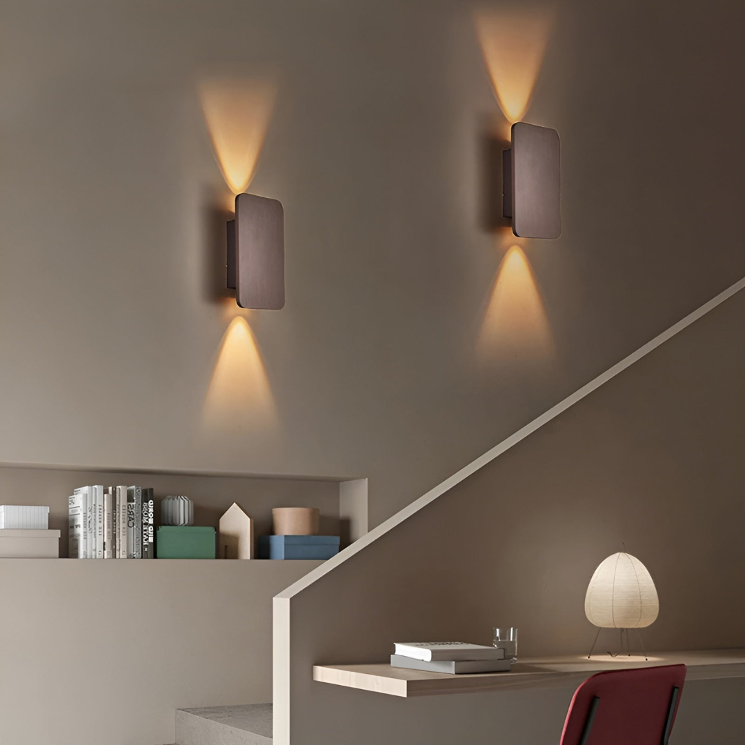 Minimalistyczna lampa ścienna LED do nowoczesnej atmosfery