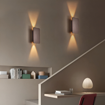 Minimalistyczna lampa ścienna LED do nowoczesnej atmosfery