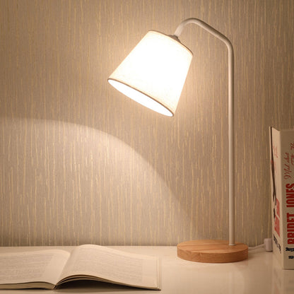 Nowoczesna lampa stołowa z lnu, metalu i drewna – wbudowany LED z USB/wtyczką