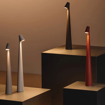 Elegancka Lampa Stołowa w Skandynawskim Stylu Minimalistycznym