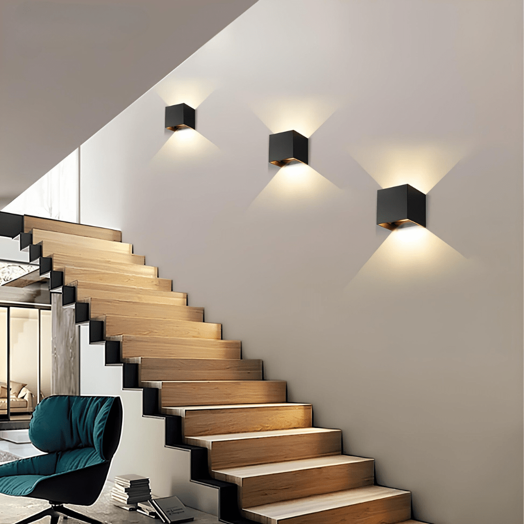 Kabo – Designerska Lampa Ścienna z Czujnikiem Ruchu i Minimalistycznym Projektem