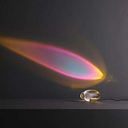 Elegancka lampa stołowa z kryształową soczewką – nastrojowy klimat światła i różnorodne tryby LED