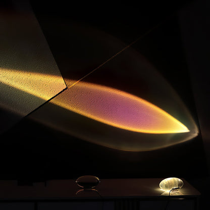 Elegancka lampa stołowa z kryształową soczewką – nastrojowy klimat światła i różnorodne tryby LED