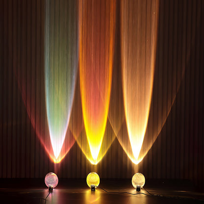 Elegancka lampa stołowa z kryształową soczewką – nastrojowy klimat światła i różnorodne tryby LED