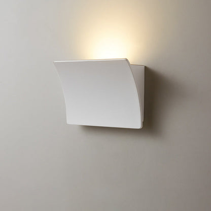 Minimalistyczna Lampa Ścienna LED do Sypialni – Prosta, Nowoczesna i Funkcjonalna