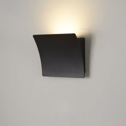 Minimalistyczna Lampa Ścienna LED do Sypialni – Prosta, Nowoczesna i Funkcjonalna