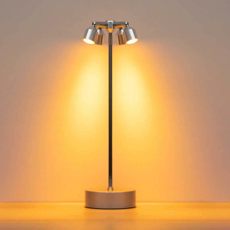 Stylowa minimalistyczna lampa stołowa LED z żelaza – dostępna w wariantach 1, 2 lub 4 punktów świetlnych