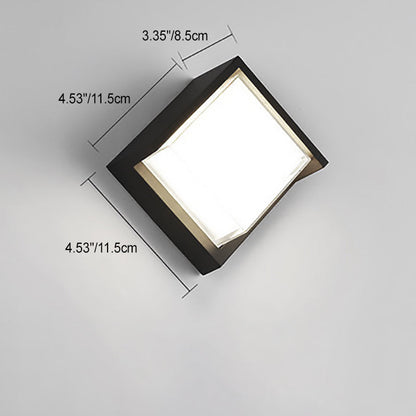 Outdoor LED Wall Lamp – Minimalist design, available in round or square versions and in small and large sizes