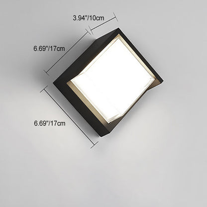 Outdoor LED Wall Lamp – Minimalist design, available in round or square versions and in small and large sizes