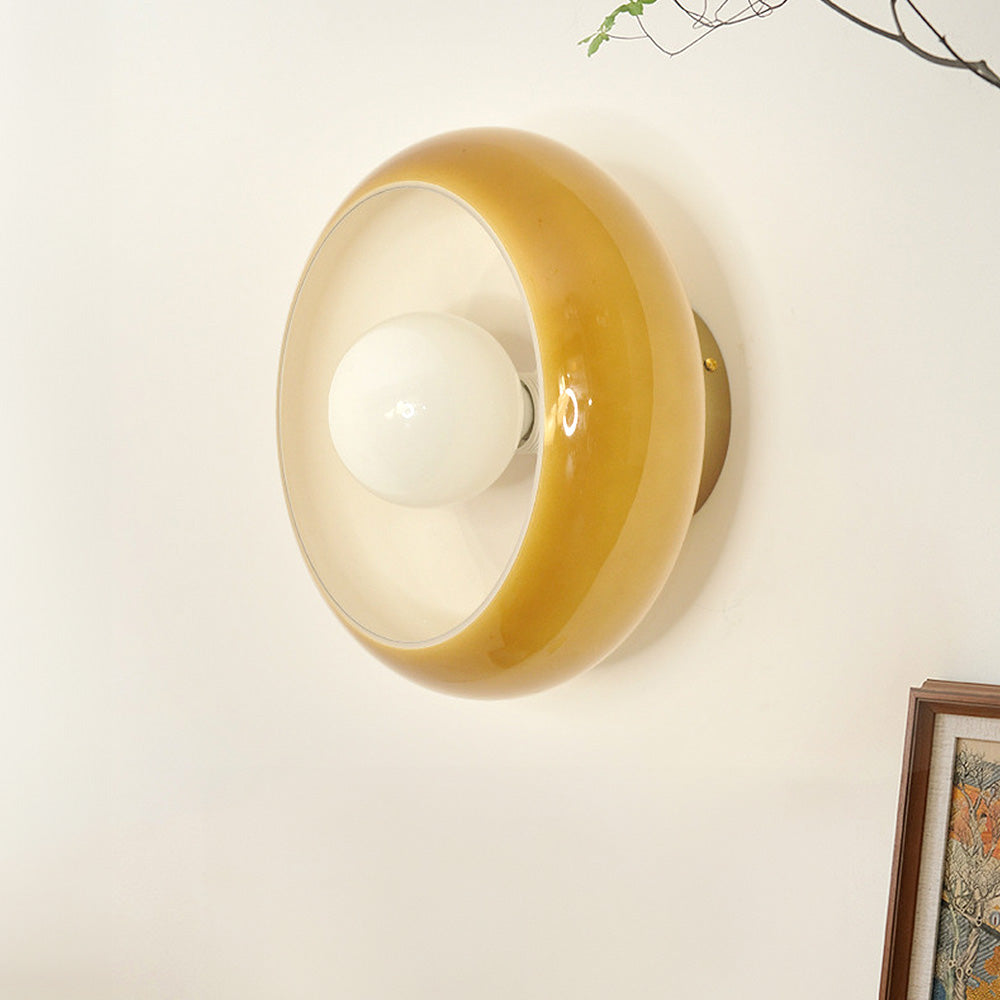 Elegancka szklana lampa sufitowa półwpuszczana w stylu mid-century