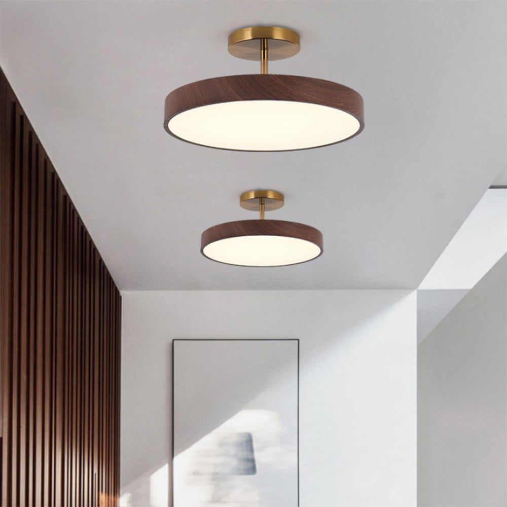 Lampa Sufitowa w Stylu Skandynawskim z Efektem Drewna i Złotą Ramą