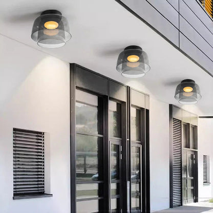 Nowoczesna, designerska lampa sufitowa ze szkła – stylowy akcent do każdego wnętrza