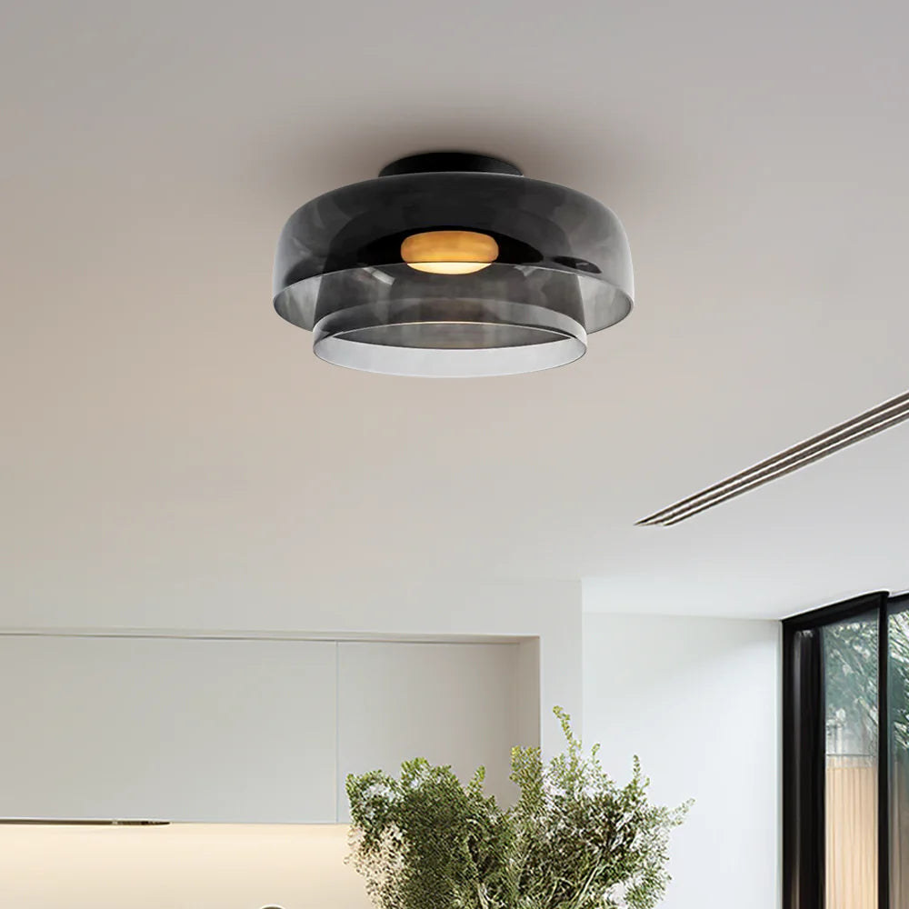 Nowoczesna, designerska lampa sufitowa ze szkła – stylowy akcent do każdego wnętrza